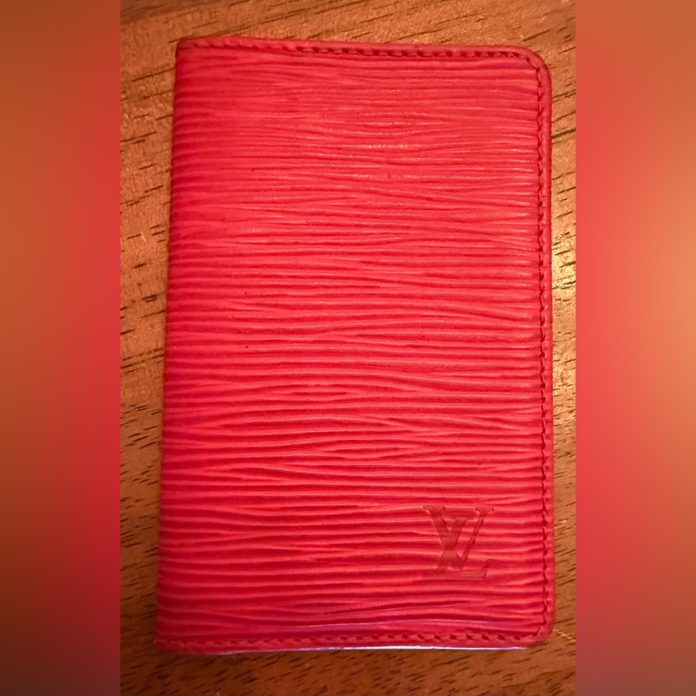 Louis Vuitton Vibrant Red Card Holder